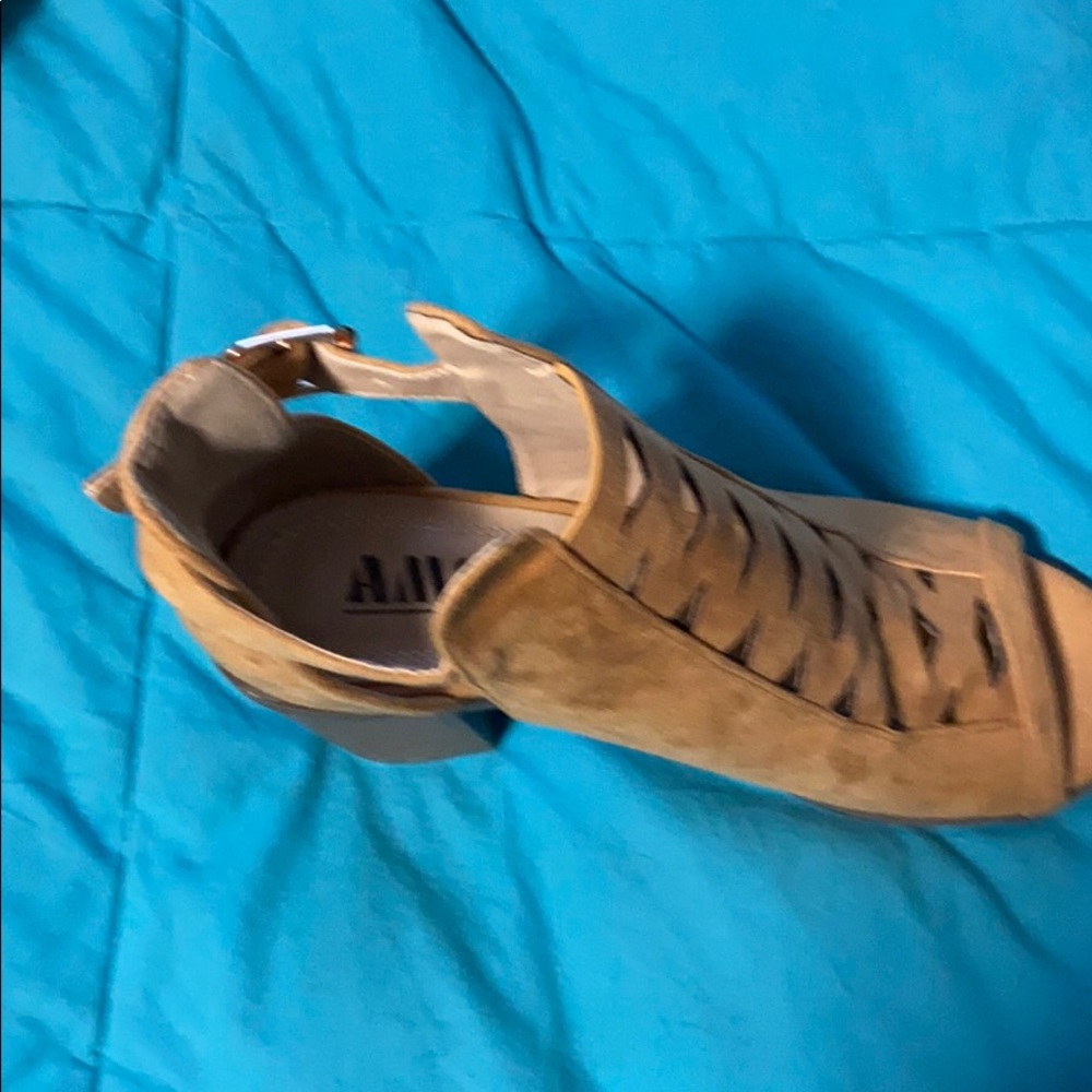 Ladies size 7.5 never worn open toe sandals